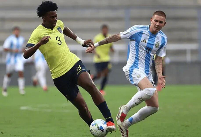 切尔西谈判引进厄瓜多尔15岁后防新星奥尔多涅斯